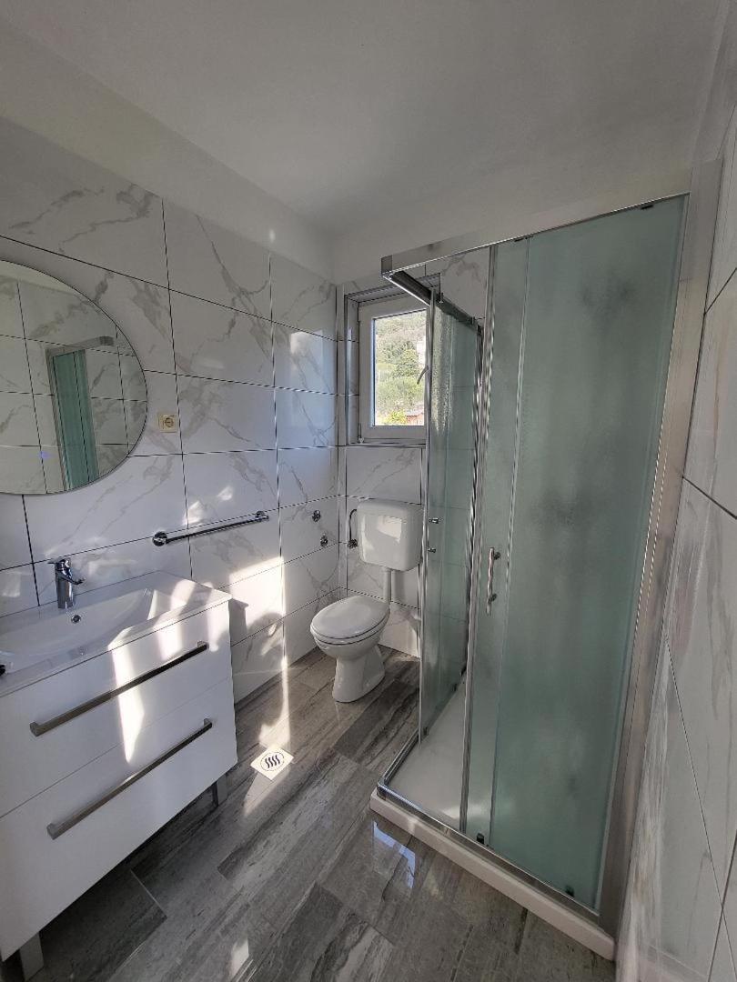 Apartmani Mira Supetarska Draga Esterno foto
