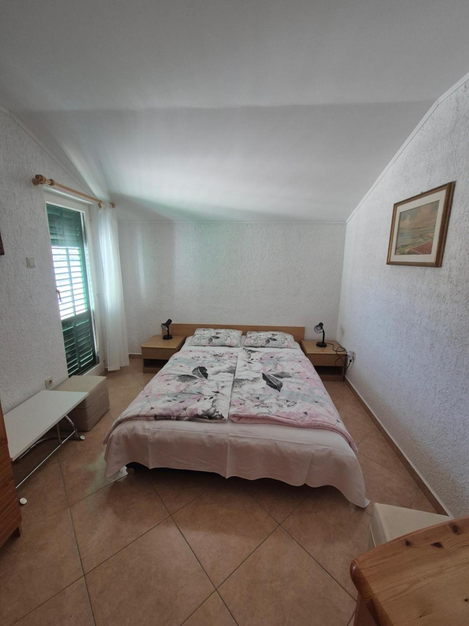 Apartmani Mira Supetarska Draga Esterno foto